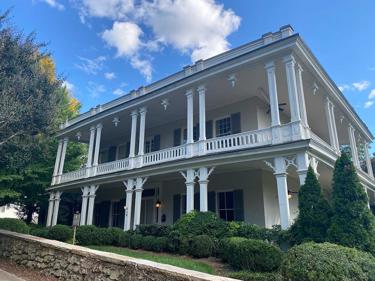 Ellelee Chapman Humes hosted Huntsville Equal Suffrage Association meetings at her home, Hillcrest, after the YMCA Board of Directors denied the women’s request to hold their monthly meetings at the YMCA.