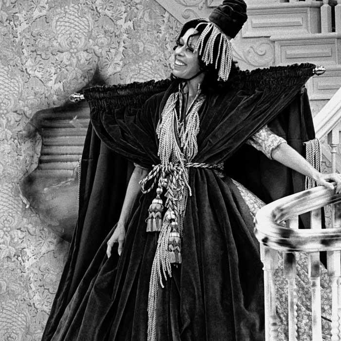 5-Carol-Burnett-1976B